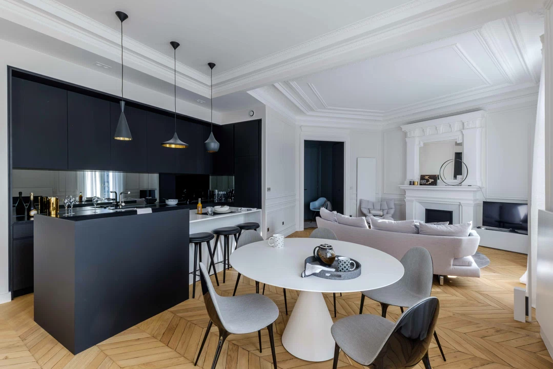 Transformation & modernisation d’un appartement Haussmannien

